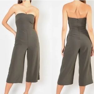 Aritzia Babaton Roshan Jumpsuit